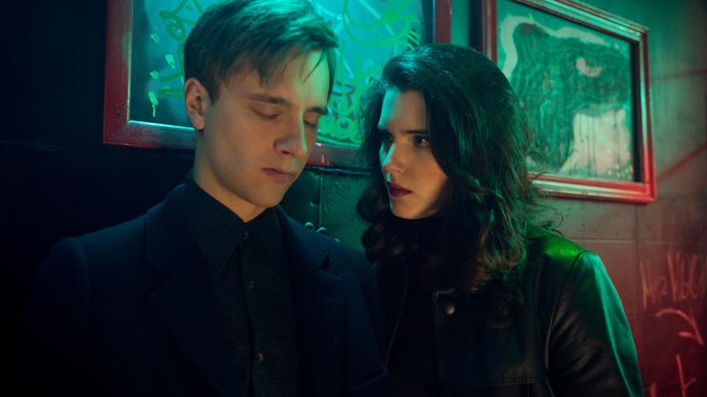 Kajetan Skowron (Maciej Musial) and Ofelia Ibrom (Michalina Olszanska) meeting in 1983