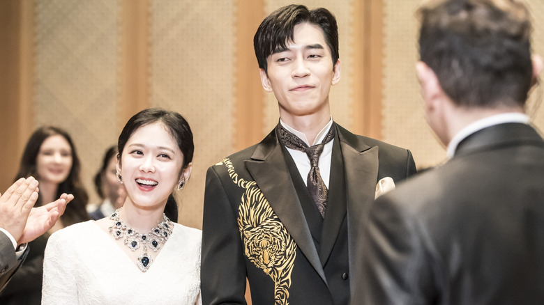 Oh Sunny (Jang Na-ra) and Emperor Lee Hyuk (Shin Sung-rok) in The Last Empress