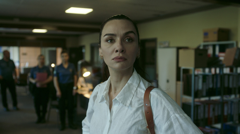 Önem Özülkü looking on inside