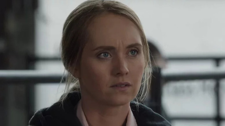 Amber Marshall's Amy Fleming with a thoughtful look on her face on Heartland