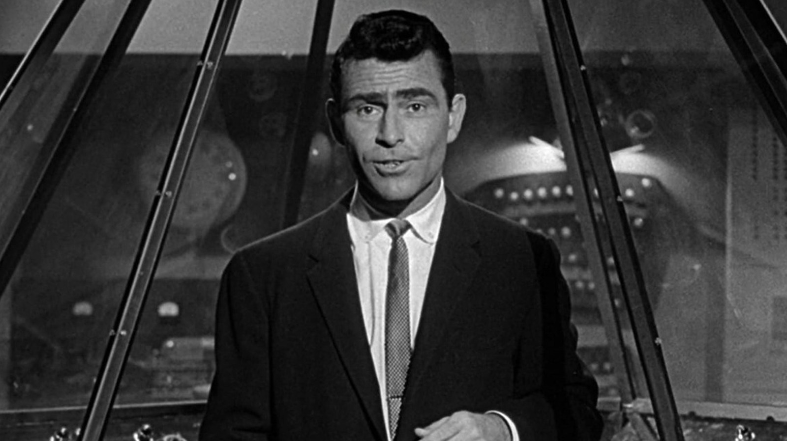 10 Best Twilight Zone Episodes About Time Travel, Ranked
