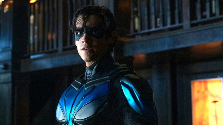 Brenton Thwaites' Nightwing staring in Titans