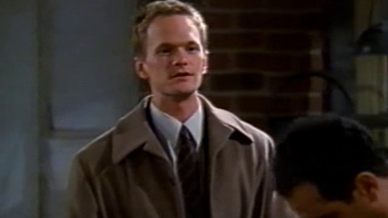 Henry McNeeley (Neil Patrick Harris) speaks to Ian Stark (Tony Shalhoub) in Stark Raving Mad