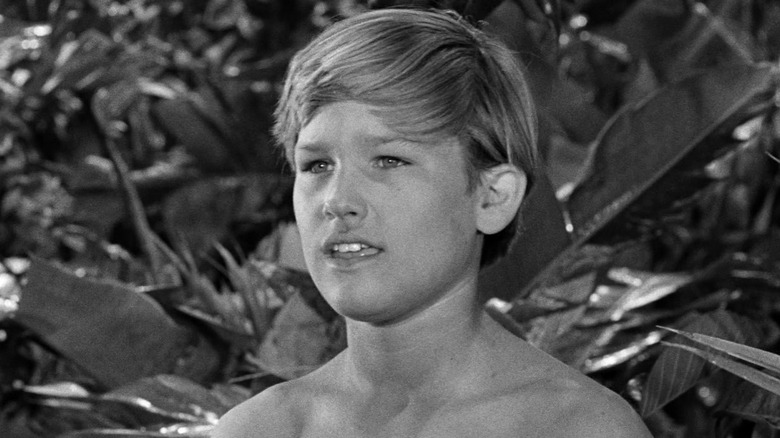 Kurt Rusell's Jungle Boy showcases his skills, on Gilligan's Island.