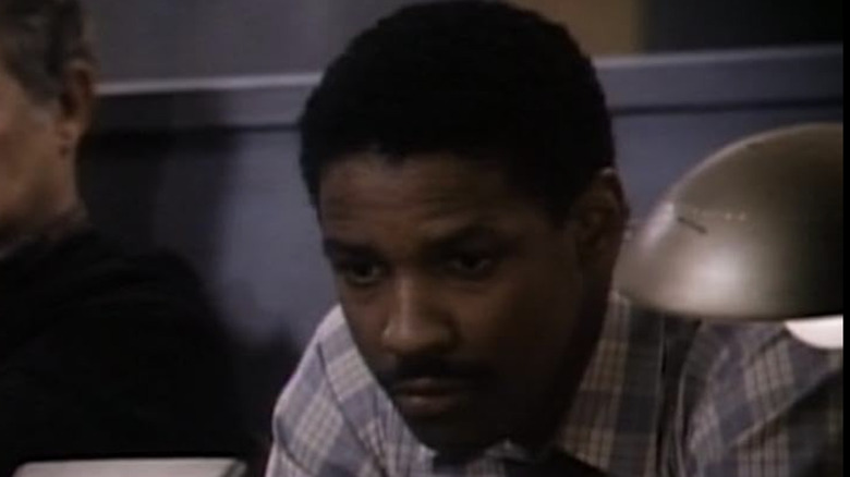 Dr. Phillip Chandler (Denzel Washington) talks to a patient on St. Elsewhere