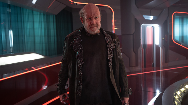 Paul Giamatti as Nus Braka has something evil in mind, on Starfleet Academy.