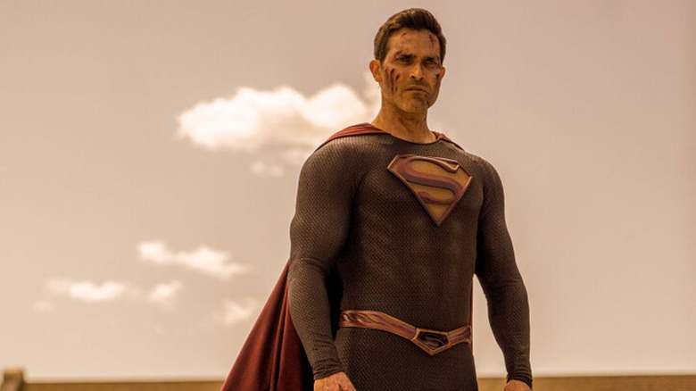 Superman (Tyler Hoechlin) arrives on the farm in Superman & Lois