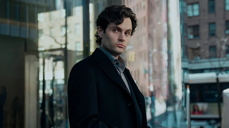 Joe Goldberg walks through New York in You.