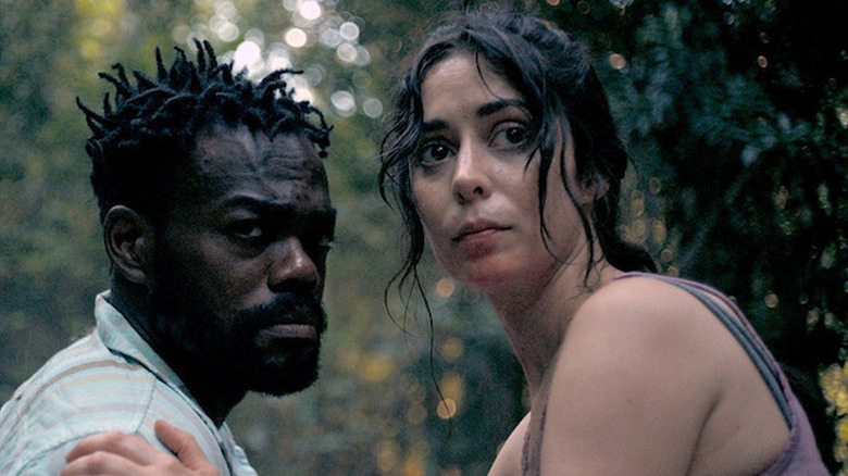William Jackson Harper as Noah and Cristin Milioti as Emma in The Resort