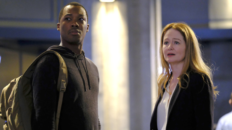 Corey Hawkins as Eric Carter standing next to Miranda Otto as Rebecca Ingram in 24: Legacy