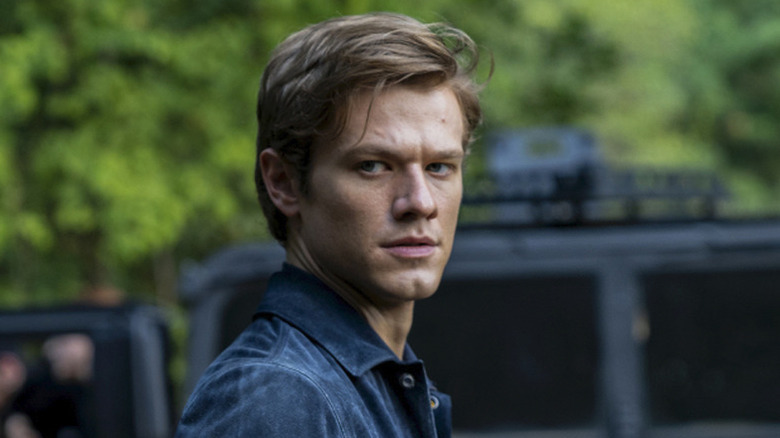 Lucas Till as MacGyver in MacGyver