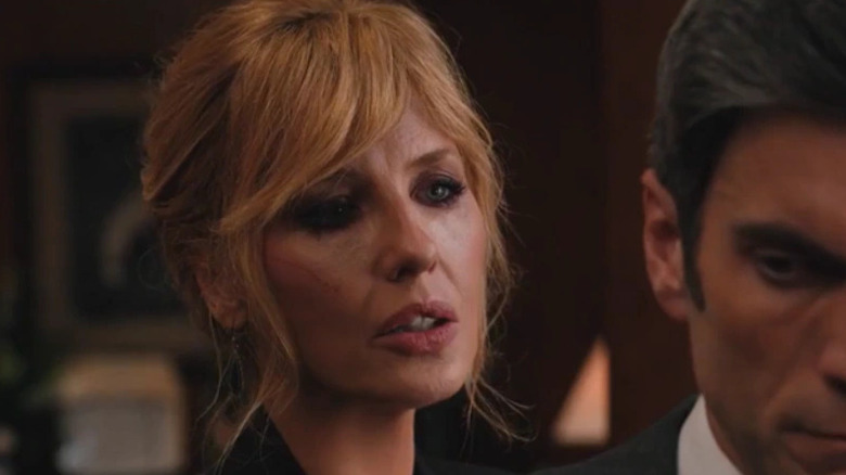 Beth (Kelly Reilly) standing behind Jamie (Wes Bentley) on "Yellowstone."