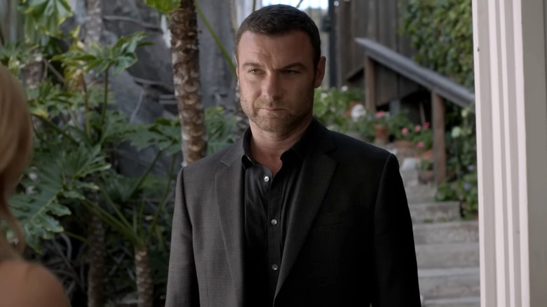 Liev Schreiber's Ray Donovan listening in Ray Donovan