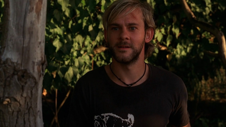 Charlie (Dominic Monaghan) in the woods on Lost