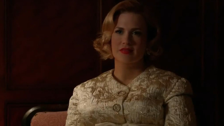 Betty (January Jones) sitting in the dark on Mad Men