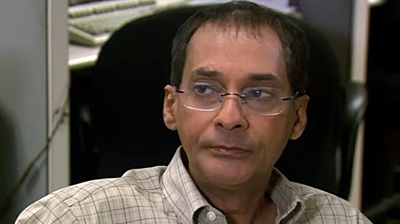 Ranjit Chowdhry as Vikrim, talking to Michael in "The Office."