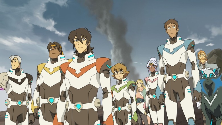 Team Voltron stands together in Voltron: Legendary Defender.