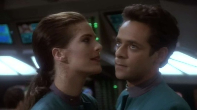 Jadzia Dax (Terry Farrell) tries to entice Julian Bashir (Alexander Siddig) in Star Trek: Deep Space Nine