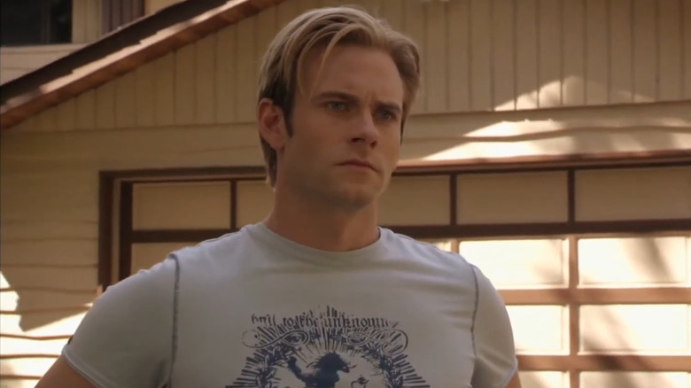 Eric Johnson's Flash Gordon wearing a t-shirt in Flash Gordon