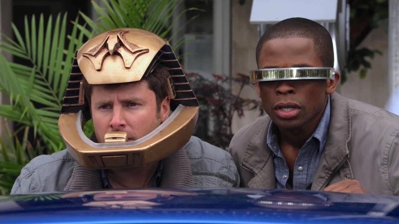Shawn Spencer (James Roday Rodriguez) and Burton "Gus" Guster (Dule Hill) wear silly disguises in Psych