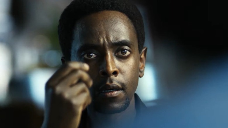 Ronald Dacey rubbing his fingers together on StartUp