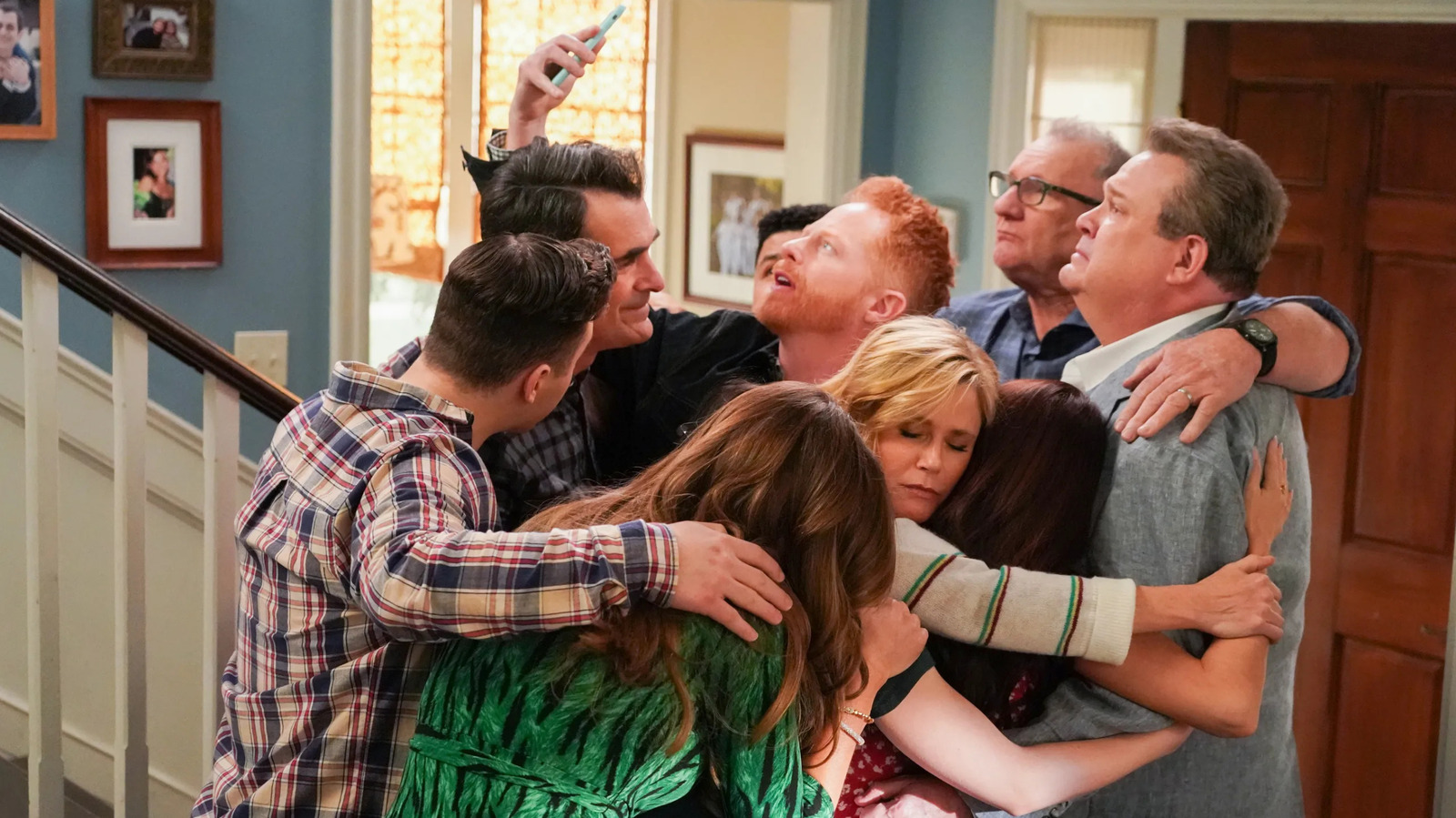 tvline.com - Zach Laws - 15 TV Shows To Watch If You Like Modern Family