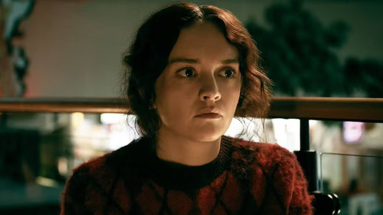 Olivia Cooke as Sid Baker looking concerned in Slow Horses