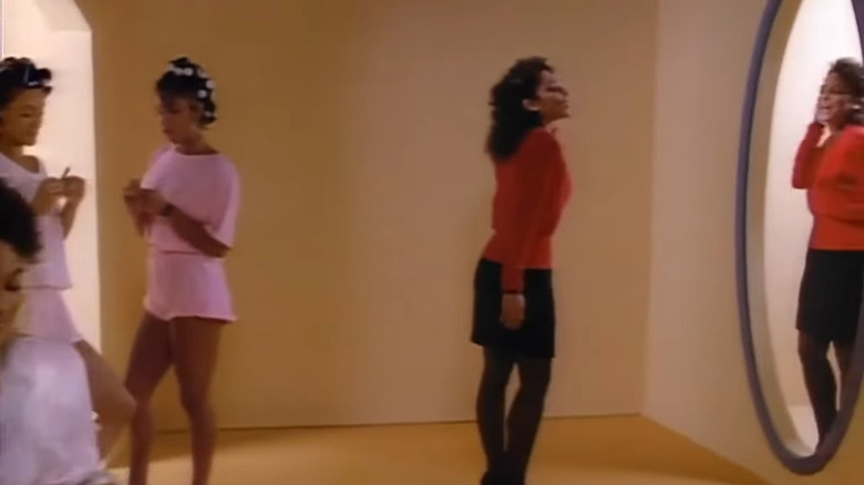 Girls standing around in dorm room on A Different World