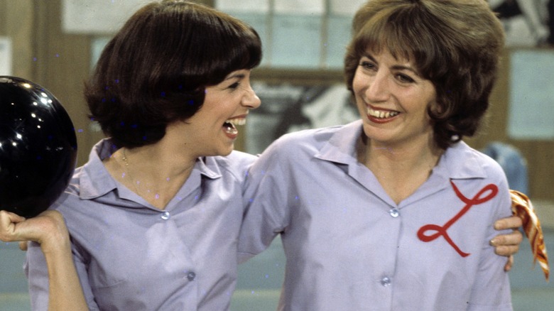 Shirley and Laverne about to bowl