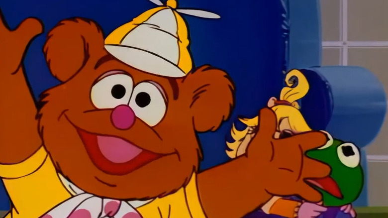 Fozzie interrupts Kermit and Piggy in "Muppet Babies" (1984)