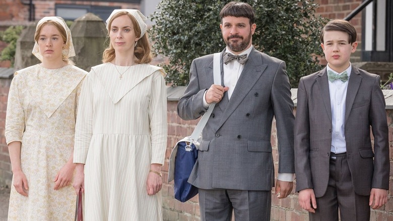Aaron, Fiona, Rachel and David dressed in traditional clothing in "Everyone Else Burns"