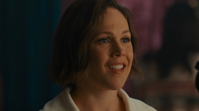 Ella Neezer in "Christmas Above the Clouds"