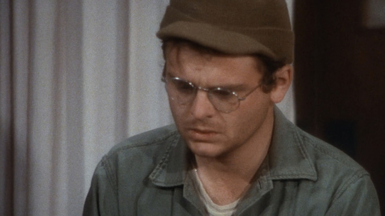 Radar announces the death of Lt. Col. Blake in "M*A*S*H"