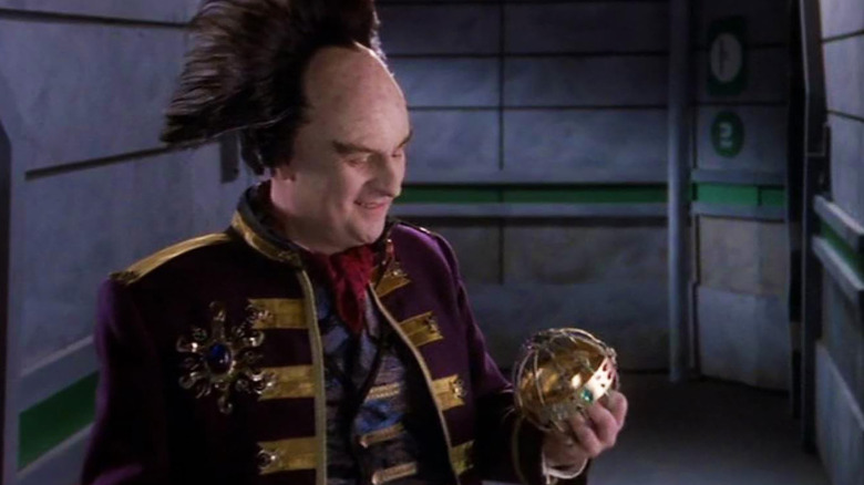 Peter Jurasik as Londo Mollari looks at an orb in Babylon 5