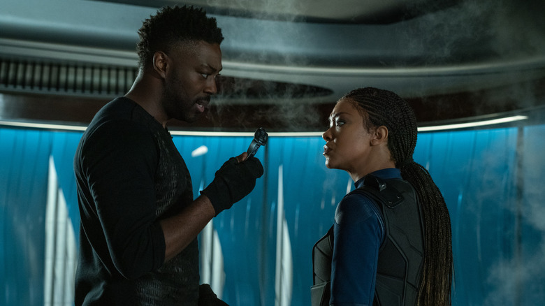 Book, played by David Ajala and Michael, played by Sonequa Martin-Green pay more attention to each other than the mission on Star Trek: Discovery