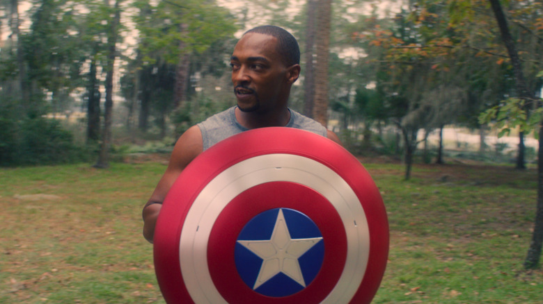 Anthony Mackie's Sam Wilson holding Captain America's shield on The Falcon and the Winter Soldier