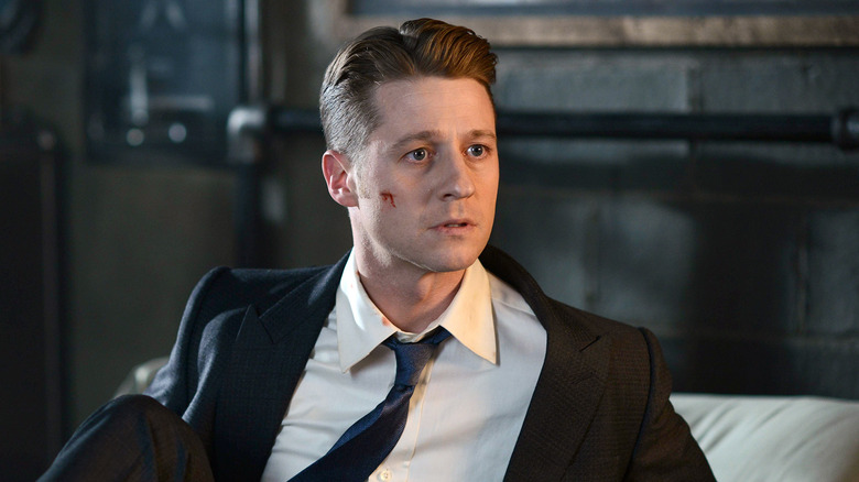Ben McKenzie as James Gordon, appearing shocked in Gotham.