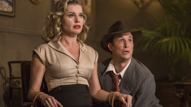 Noah Wyle in The Librarians
