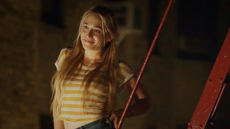 Jessa watches Adam while on a fire escape during his play in the episode 'Hello Kitty' on Girls
