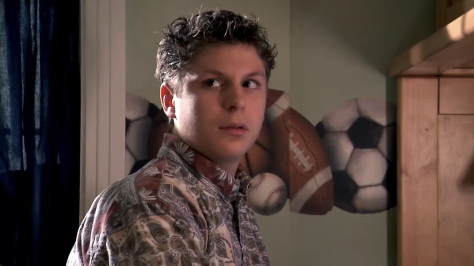 Arrested Development Season 4 Had Michael Cera Working In A Different Role Arrested Development Season 4 Had Michael Cera Working In A Different Role
