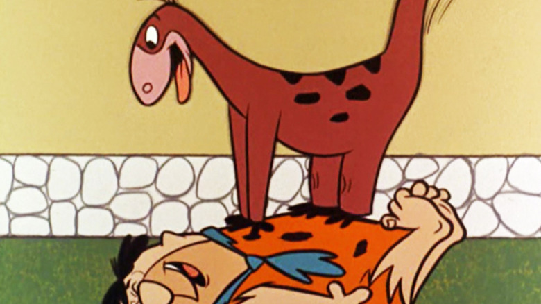 Dino pounces on Fred