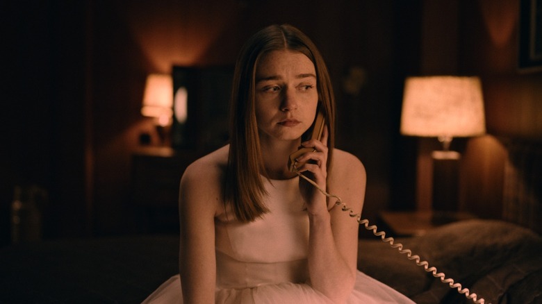 Alyssa looks to her left while on the phone in "The End of the F***ing World."