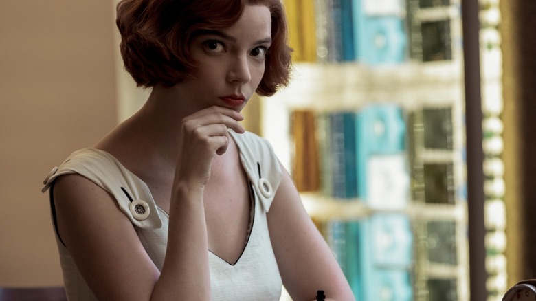 Beth Harmon looks to her right in "The Queen's Gambit."