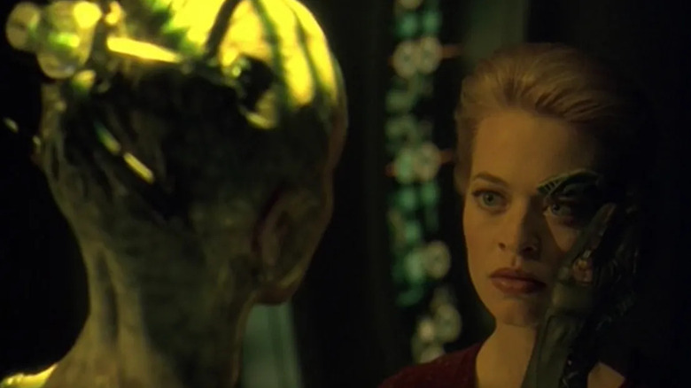 The Borg Queen (Susanna Thompson) caresses Seven of Nine (Jeri Ryan) in Star Trek: Voyager