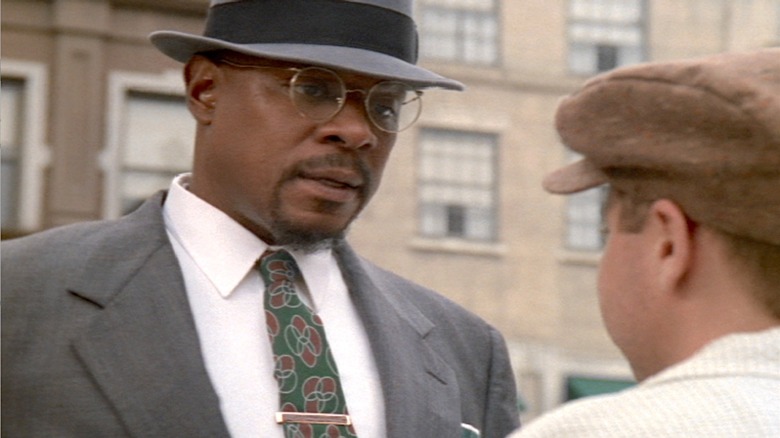 Benny Russell (Avery Brooks) in Star Trek: Deep Space Nine