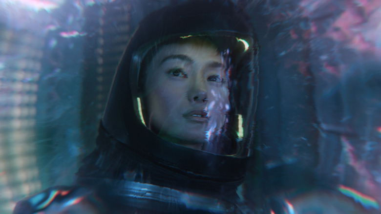 Shioli Kutsuna as Mitsuki in space suit in Invasion