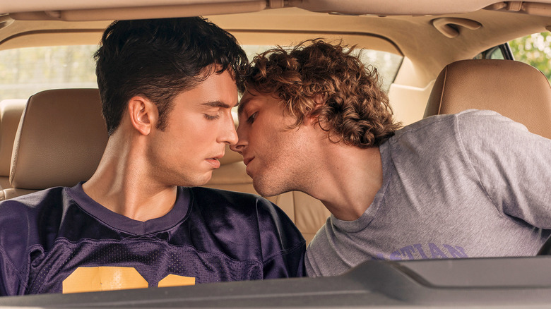 Benny and Sammy on Overcompensating