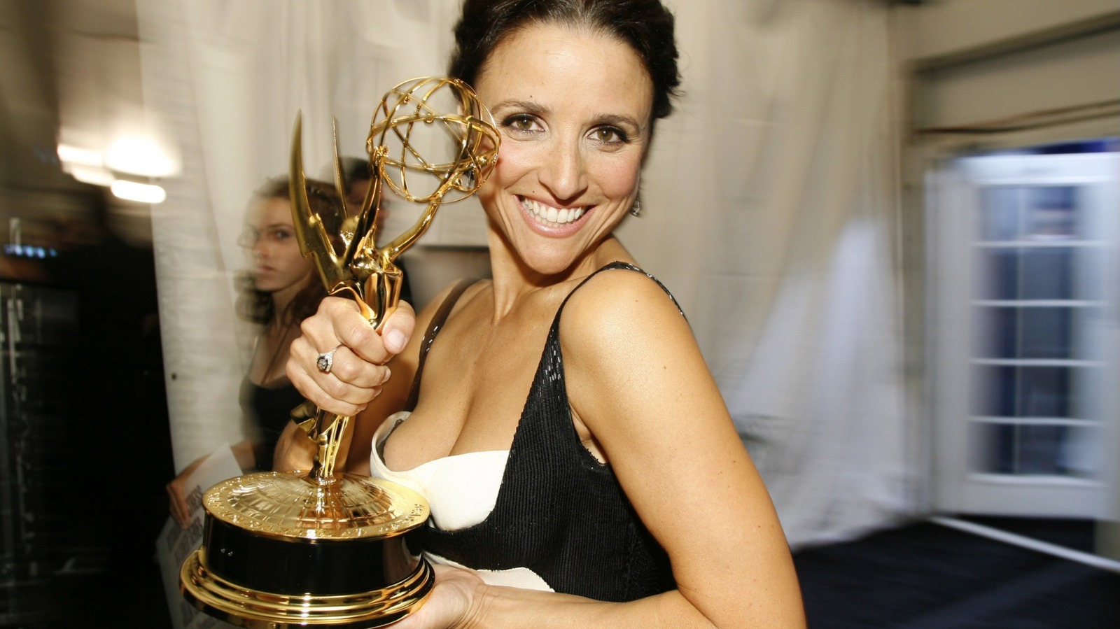 Between Seinfeld And Veep, Julia Louis-Dreyfus Starred In A Hit Sitcom Nobody Talks About Anymore