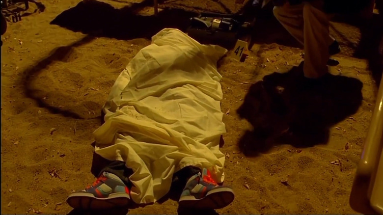 The body of Tomás Cantillo, under a blanket in Breaking Bad.