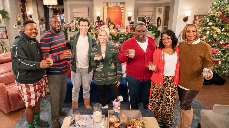 The Neighborhood Season 8 Fall Finale